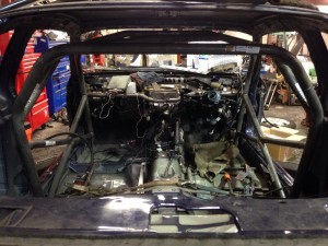 Nissan Weld-in Roll Cage