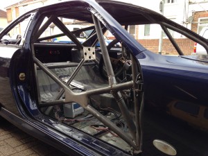 custom cages weld-in roll cages